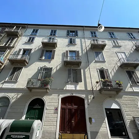 公寓 La Mansardina